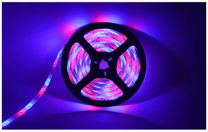 Zaparkorun LED RGB pásek za televizi - 2 m - náhled 3