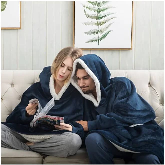 VERK Deka s rukávy a kapucí Huggle Hoodie - blue - náhled 3